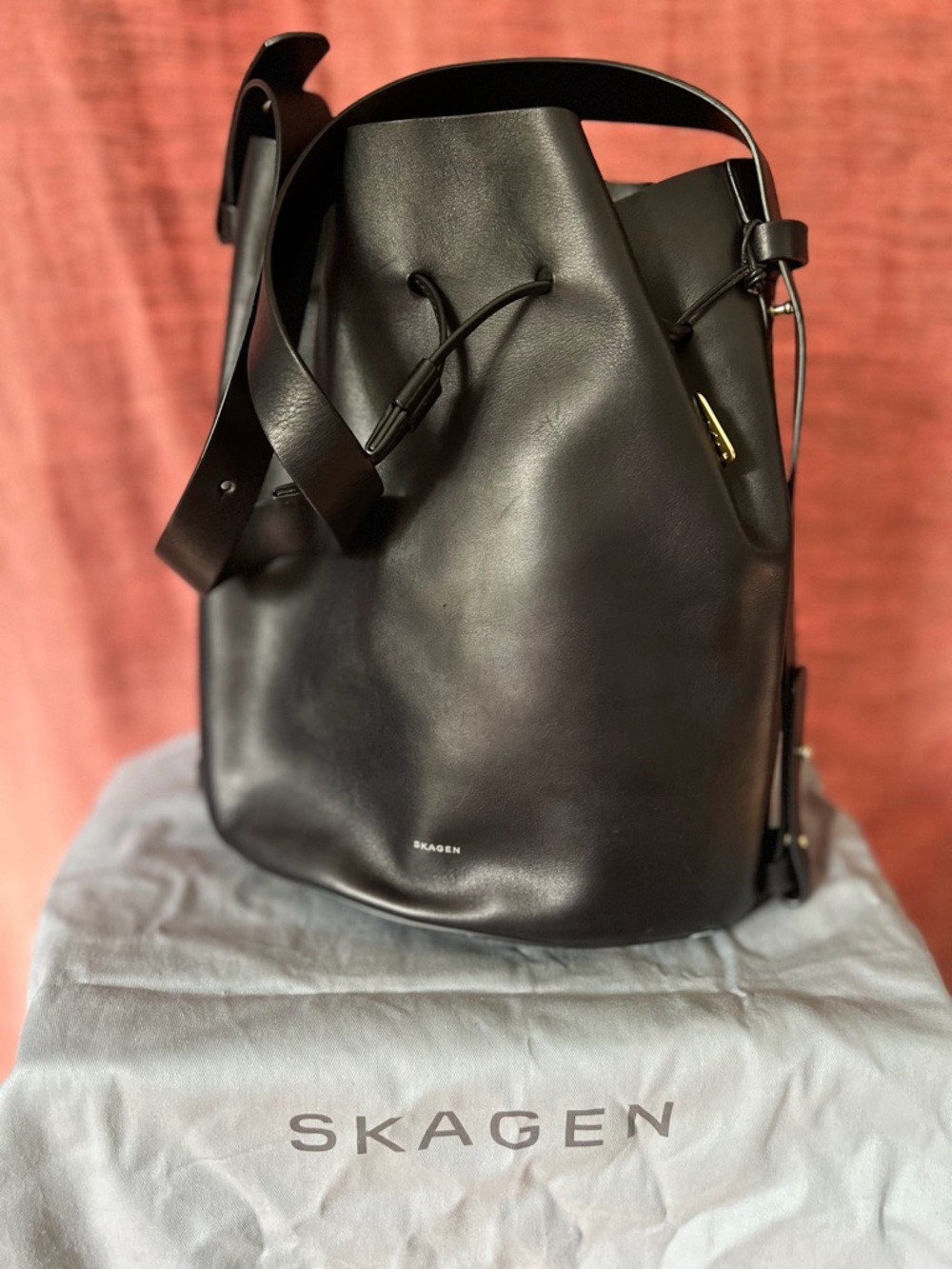 Skagen Black Leather Bucket Shoulder Bag
